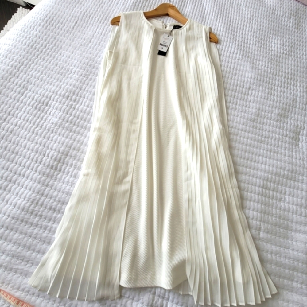Garcia off white dress D20111 zipper in the back